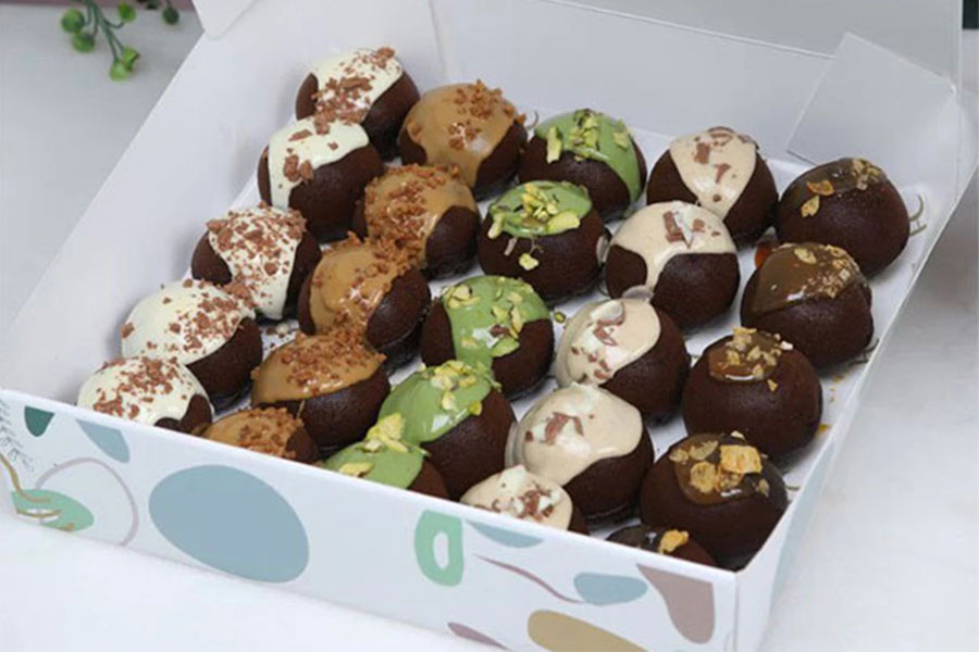 Gift-Worthy Desserts: Why the Fudge Cake Box Makes the Perfect Present