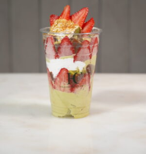 Dubai Strawberry Brownies Cup