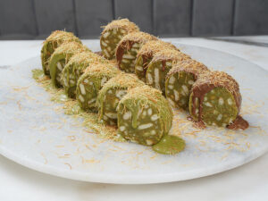 Pistachio Kunafa Mini Lazy Cake 12PCS