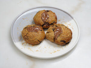Vanilla Chcolate Kunafa Cookie (1PC)